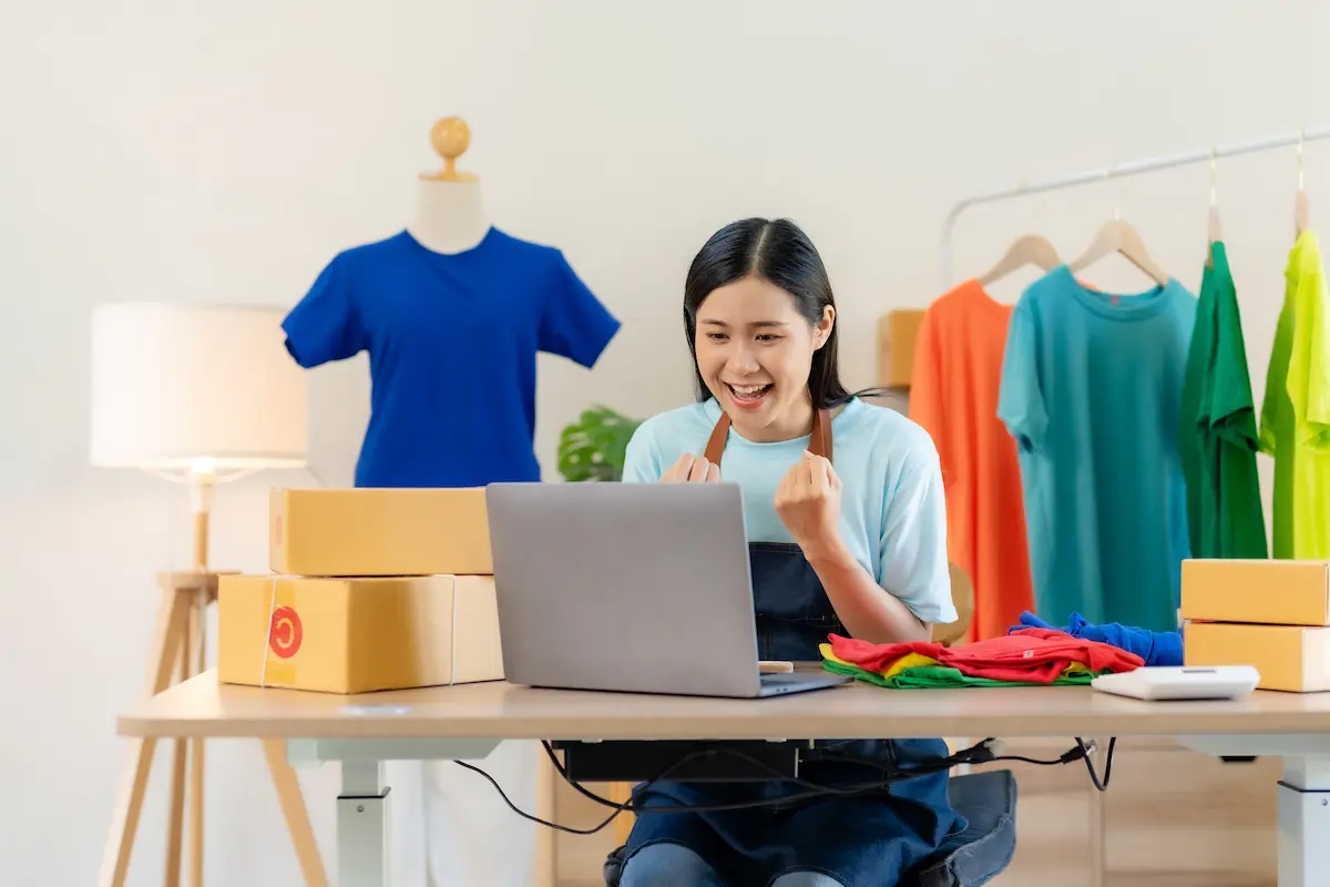 Online Business in Bangladesh: Insights, Challenges, and Opportunities image